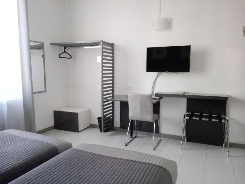 ססטו סן ג'ובני Bert Hotel מראה חיצוני תמונה